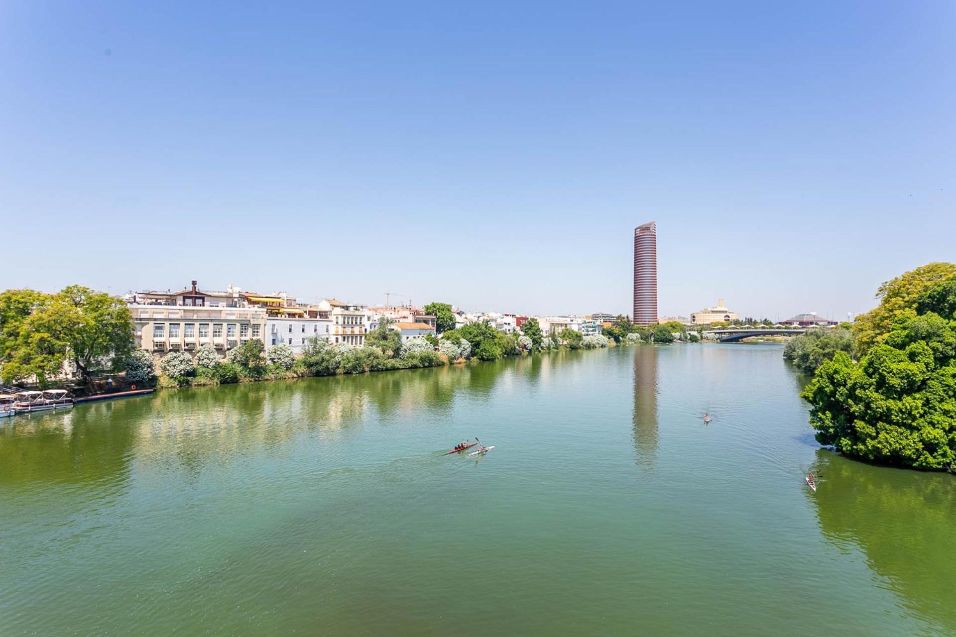 Sunterrace Loft-Triana'S Star, 10' From City Center! Seville Exterior photo
